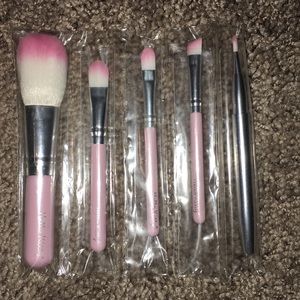 Hello Kitty Mini make up brushes
